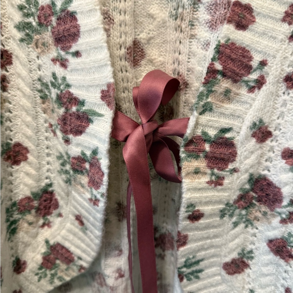 NWOT Francescas Floral Knit Cardigan with ribbon tie - Picture 2 of 4